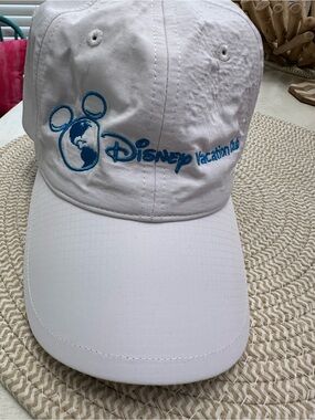 Disney White Cap with Blue Vacation Club Embroidery